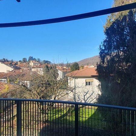 Casa Vacanze Matilde Gavirate Kültér fotó