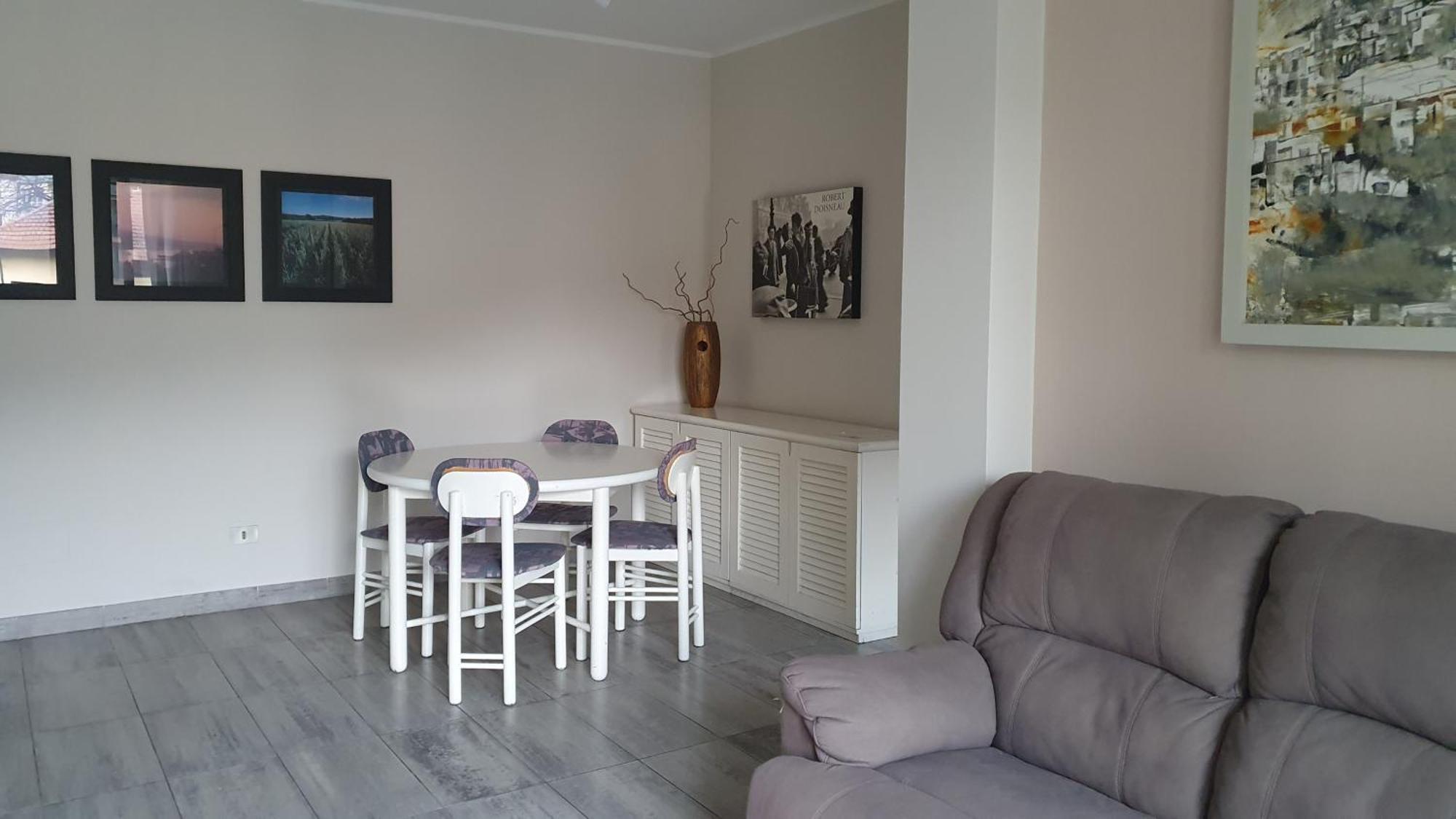 Casa Vacanze Matilde Gavirate Kültér fotó