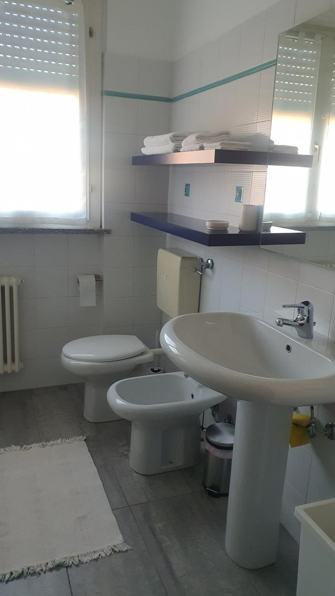 Casa Vacanze Matilde Gavirate Kültér fotó